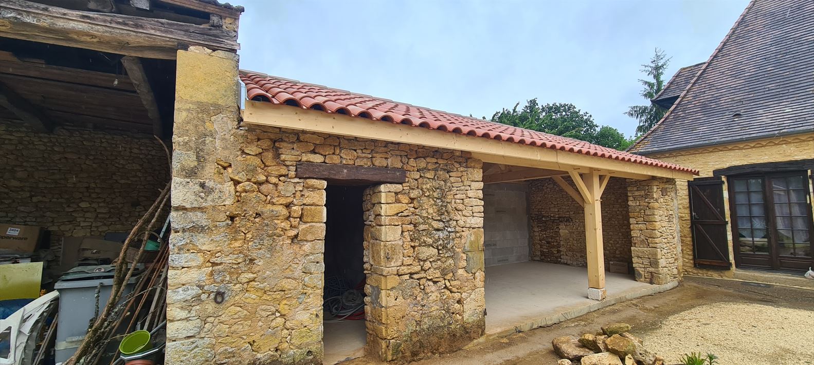 SP BOIS | Cuisine d’été en épicéa à Pezuls