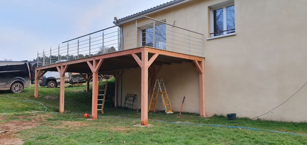 SP BOIS | Terrasse en bois sur pilotis à Issac